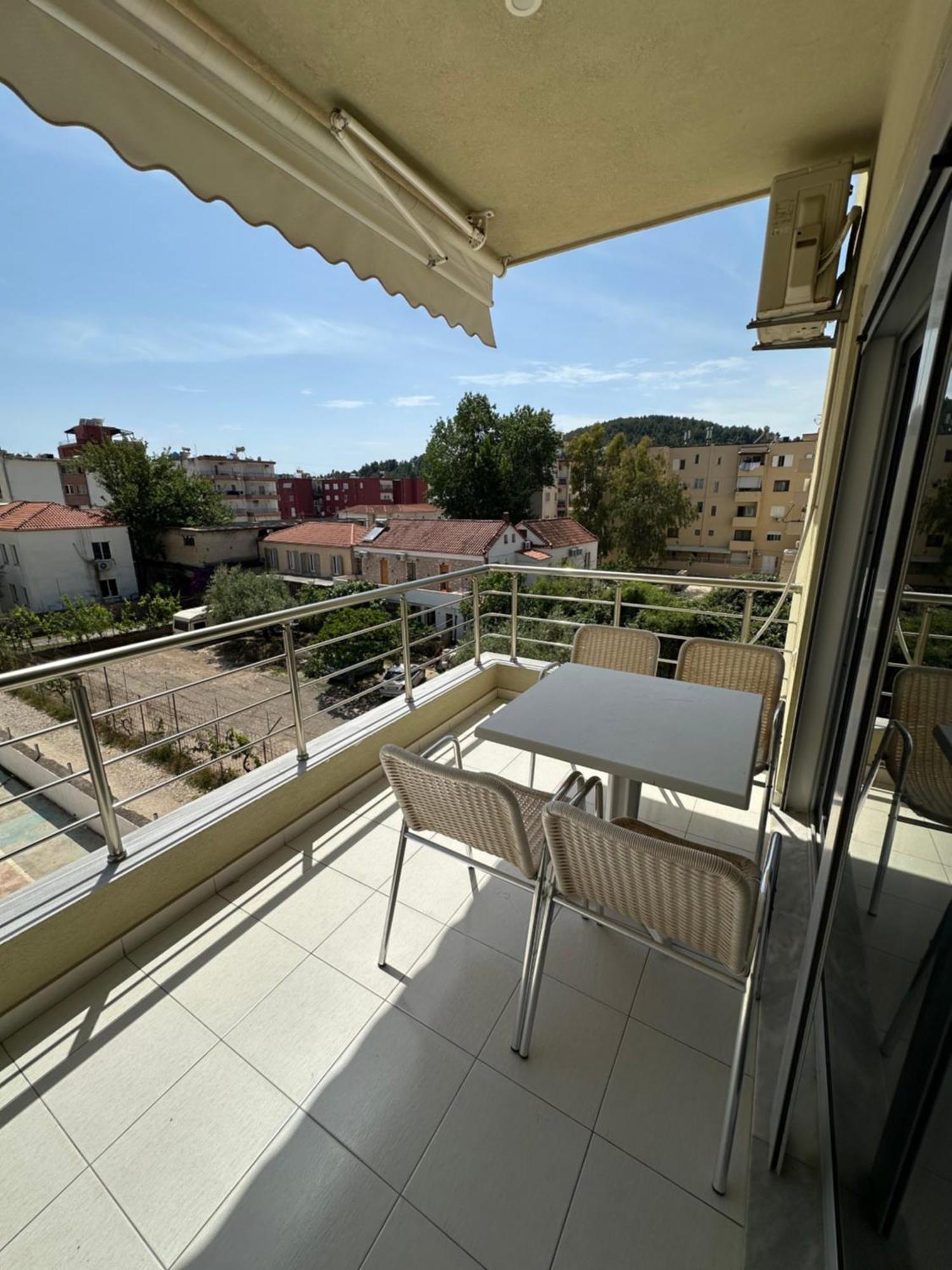 Apartments Piazza Himare Luaran gambar